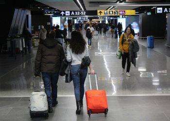 Dai voli alla benzina, stangata sui ponti di primavera