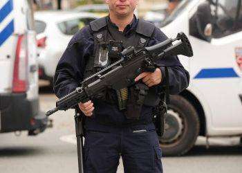 Francia, due bambine accoltellate davanti alla scuola