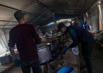 Israele uccide 7 operatori umanitari di World Central Kitchen