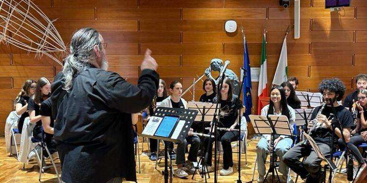 Il primo segnale radio della storia diventa un brano hip hop