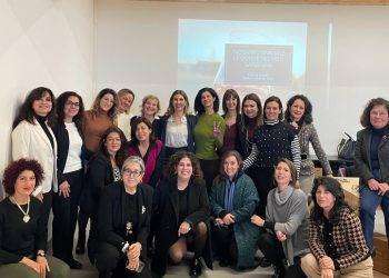 La vigna sul mare, le donne del vino raccontano il cannonau