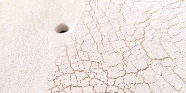 Le ferite di paesaggi fisici e dell’anima rivivono in una mostra