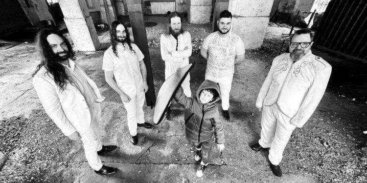 Gli Arcana Opera pubblicano il video di ‘Arlecchino’