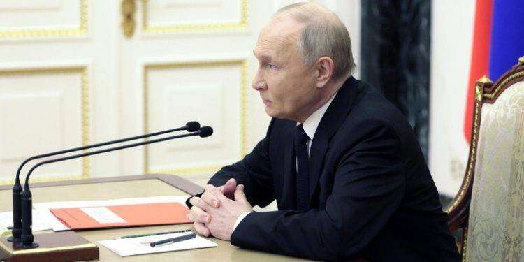 Putin, raid ai siti energetici Ucraina per smilitarizzarla