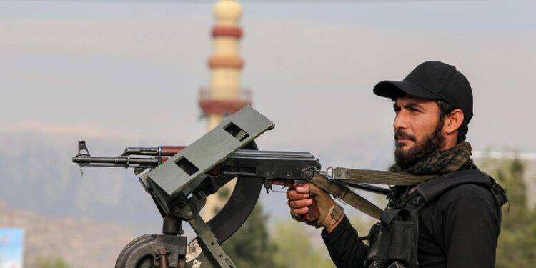 Afghanistan: attacco in una moschea, sei fedeli uccisi