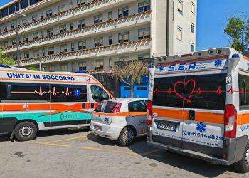 Morto un operaio schiacciato da una lastra di metallo