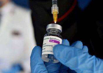 Astrazeneca ammette i danni da vaccino: è la prima volta