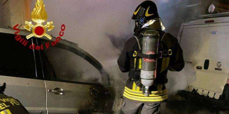 Bruciata l’auto di una donna a Siniscola