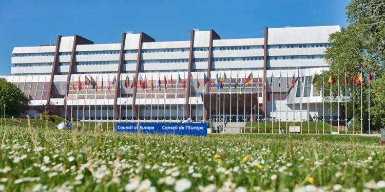 Il Consiglio d’Europa in campo contro le querele bavaglio