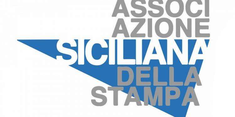 Palermo, danneggiata l’auto del direttore di BlogSicilia. Assostampa: «Si faccia luce»