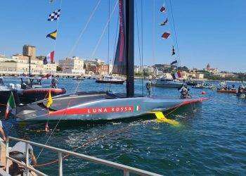 Coppa America: primi giorni in mare a Cagliari per Luna Rossa