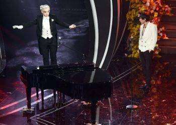 Morgan a Ciao maschio: “Bugo? Mi ha pregato 10 anni per Sanremo”