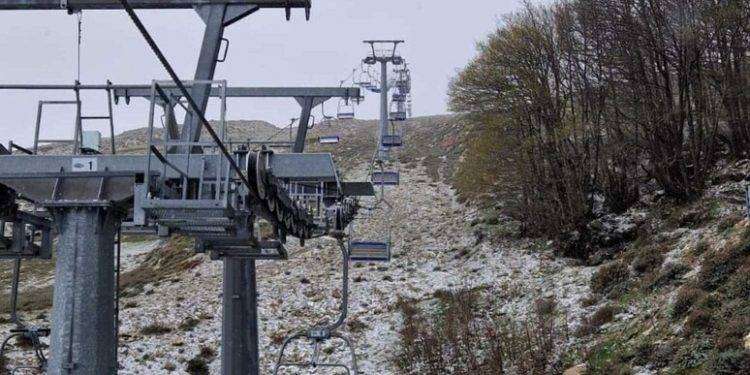 Torna l’inverno in Sardegna, imbiancato il Nuorese