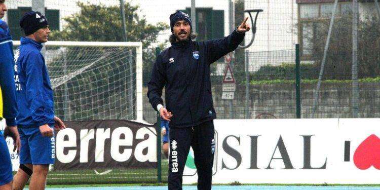 Calcio: il Pescara a Olbia si gioca tanto