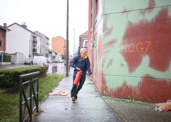 Ultima Generazione: Venaria Reale, vernice contro il G7