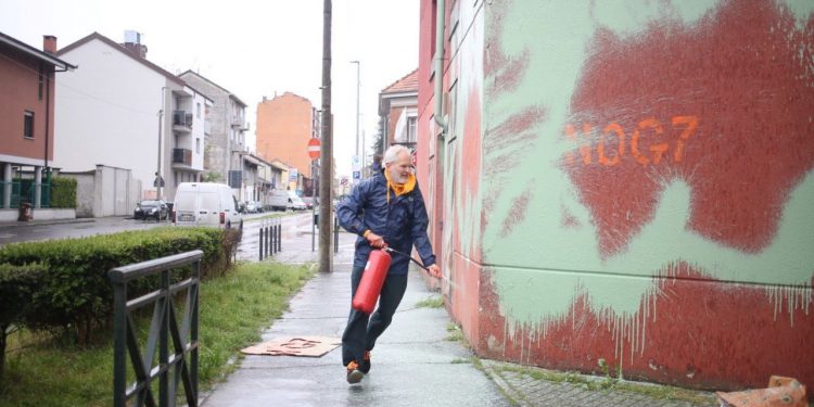 Ultima Generazione: Venaria Reale, vernice contro il G7