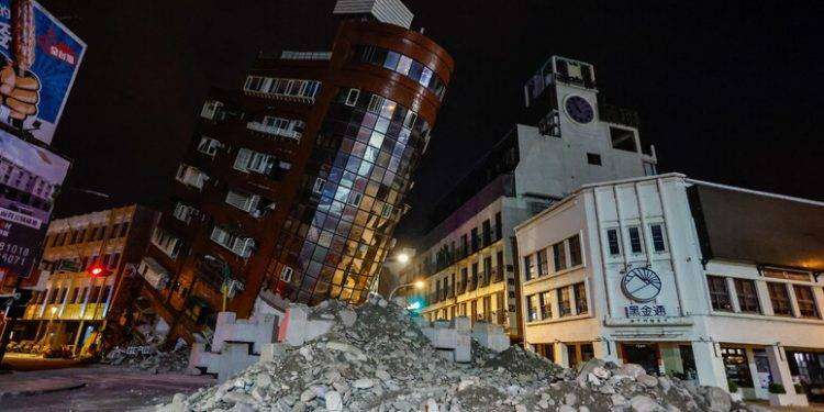 A Taiwan almeno 1.050 i feriti e decine di dispersi per il sisma