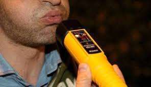 Castiadas, guida ubriaco: deferito e patente ritirata