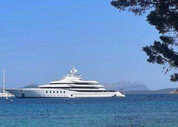 Super yacht in Costa Smeralda, incremento presenze nel 2023
