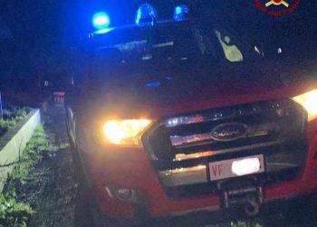 Villanova Monteleone. Si ribalta col trattore e rimane incastrato