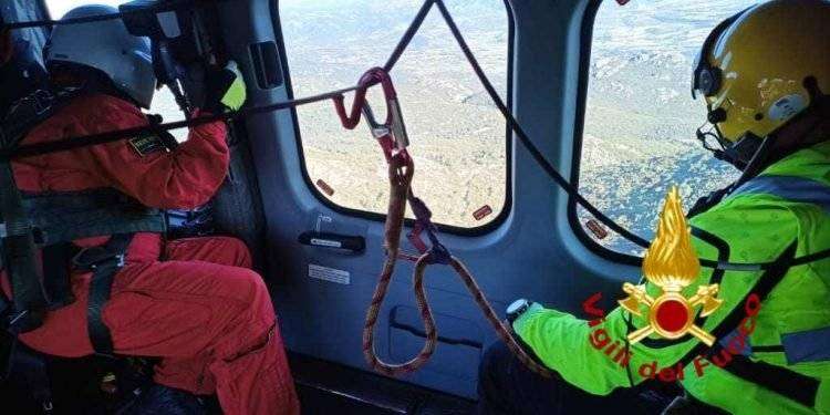 Turisti perdono l’orientamento a Tempio Pausania, recuperati dall’elicottero