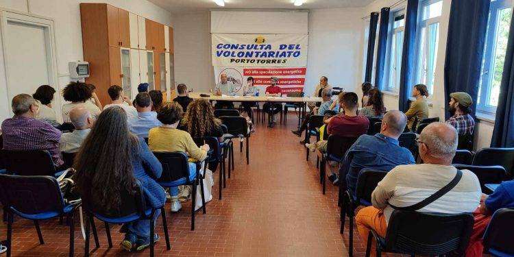 Il Comitato Nurra incontra i territori sotto assedio: «è sfruttamento, non conversione  energetica!»