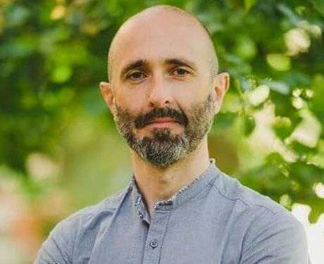 Mercoledì 8 maggio, Angelo Mazza presenta a Sassari il suo nuovo romanzo “Jump”