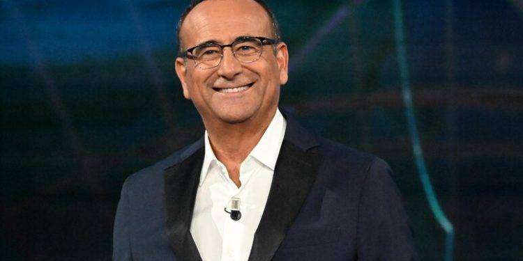 Carlo Conti alla guida di Sanremo per i prossimi due anni