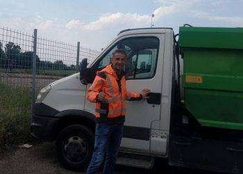 Centra la promozione in Serie C, miracolo del mister-netturbino