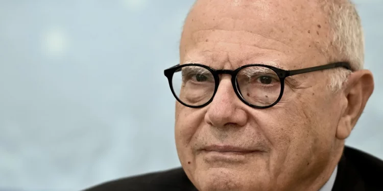 Massimo Galli, pm chiede 1 anno e 10 mesi per concorso truccato