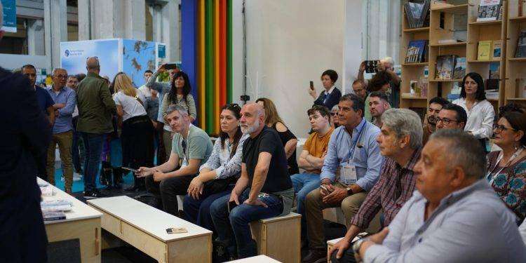 Editoria: al Salone del libro di Torino il ricordo di Gigi Riva