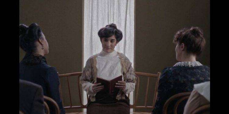 La giovane Grazia Deledda nel film “L’amore e la gloria”