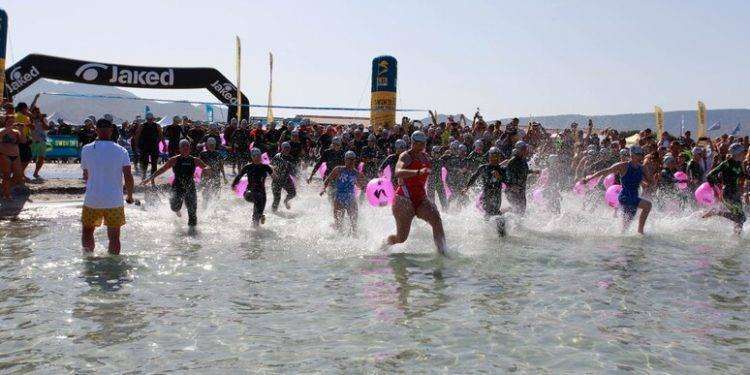 San Teodoro patria del nuoto, torna Swim The Island Sardegna