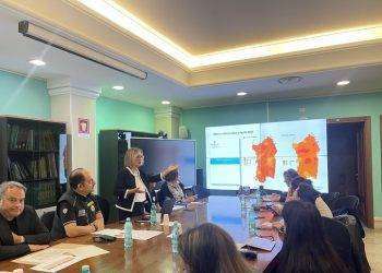 Tre Canadair, due Superpuma e 7mila uomini per la lotta al fuoco