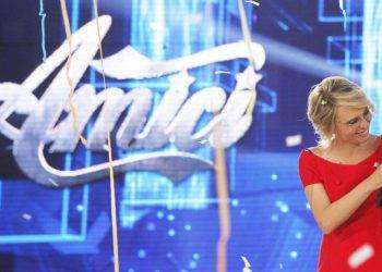 Tv, la cantante Sarah vince Amici