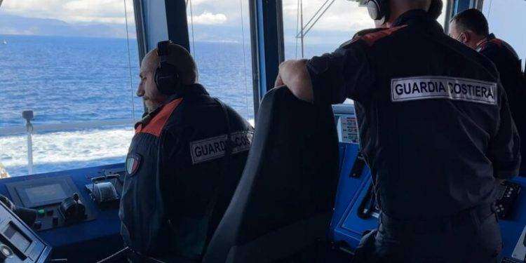 Turista svizzero muore annegato mentre fa kitsurf in Gallura