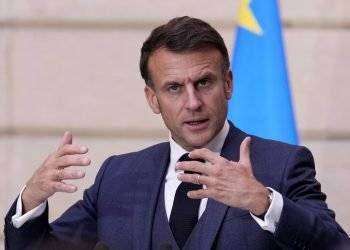 Follie di Macron, non escluse truppe di terra se Mosca sfonda fronte