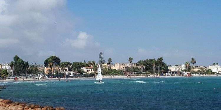 Circumnavigazione della Sardegna, il 47enne torna al Poetto