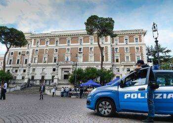 Giornalisti, Ps: «Nessuna direttiva per identificarli alle iniziative pubbliche». Fnsi: «I fatti dicono altro»