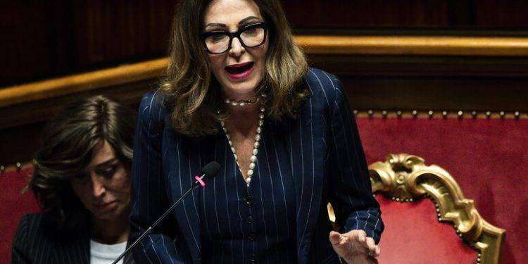 La procura di Milano chiede il processo per Daniela Santanchè