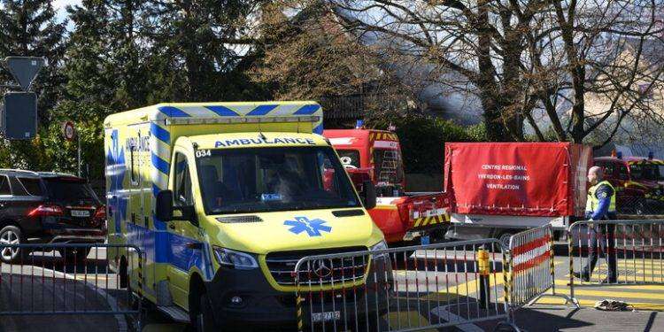 Un uomo accoltella diversi passanti in Svizzera, arrestato