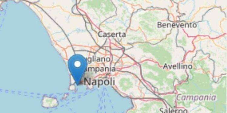Sciame sismico Campi Flegrei, magnitudo 3.7, paura ma non ci sono danni