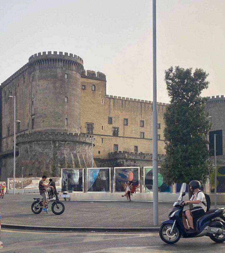 Brandizzare identità, comunità e popolo?