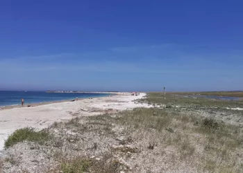 Cabras, aperta la strada litoranea tra Is Arutas e Mari Ermi