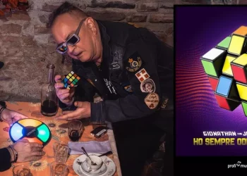 Johnson Righeira, nel nuovo disco odia gli Anni Ottanta