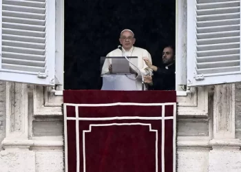 Il Papa, ‘Gaza è stremata, nessuno può impedire gli aiuti’