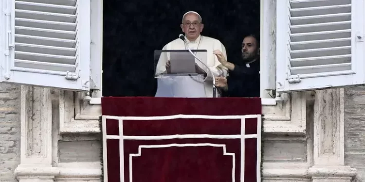 Il Papa, ‘Gaza è stremata, nessuno può impedire gli aiuti’