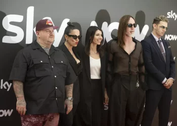 Tante novità sui canali Sky, X Factor va in piazza