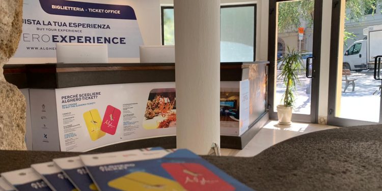 Alghero turismo, riapre la biglietteria in piazza Porta Terra