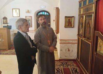 Alemanno a Bari: visita alla Chiesa Ortodossa russa per un messaggio di pace